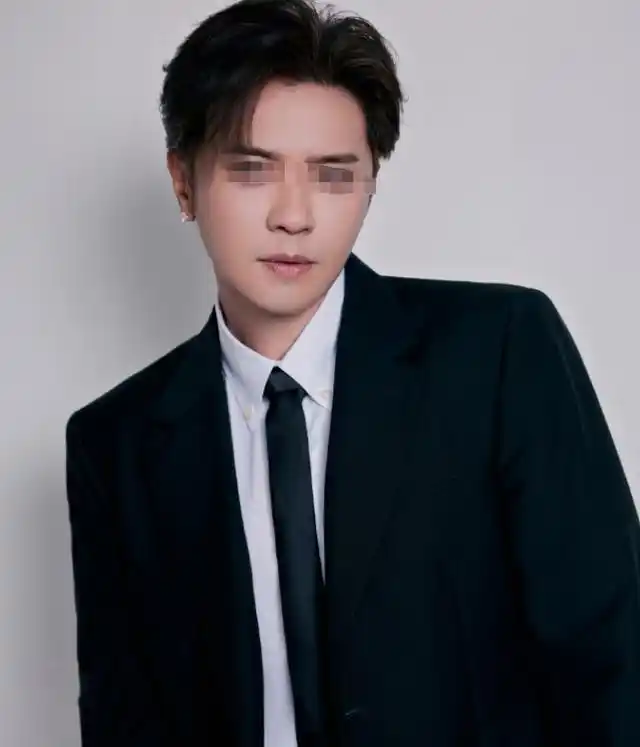 张嘉倪复出事件_娱乐圈复出的明星_年底黑料明星扎堆复出,